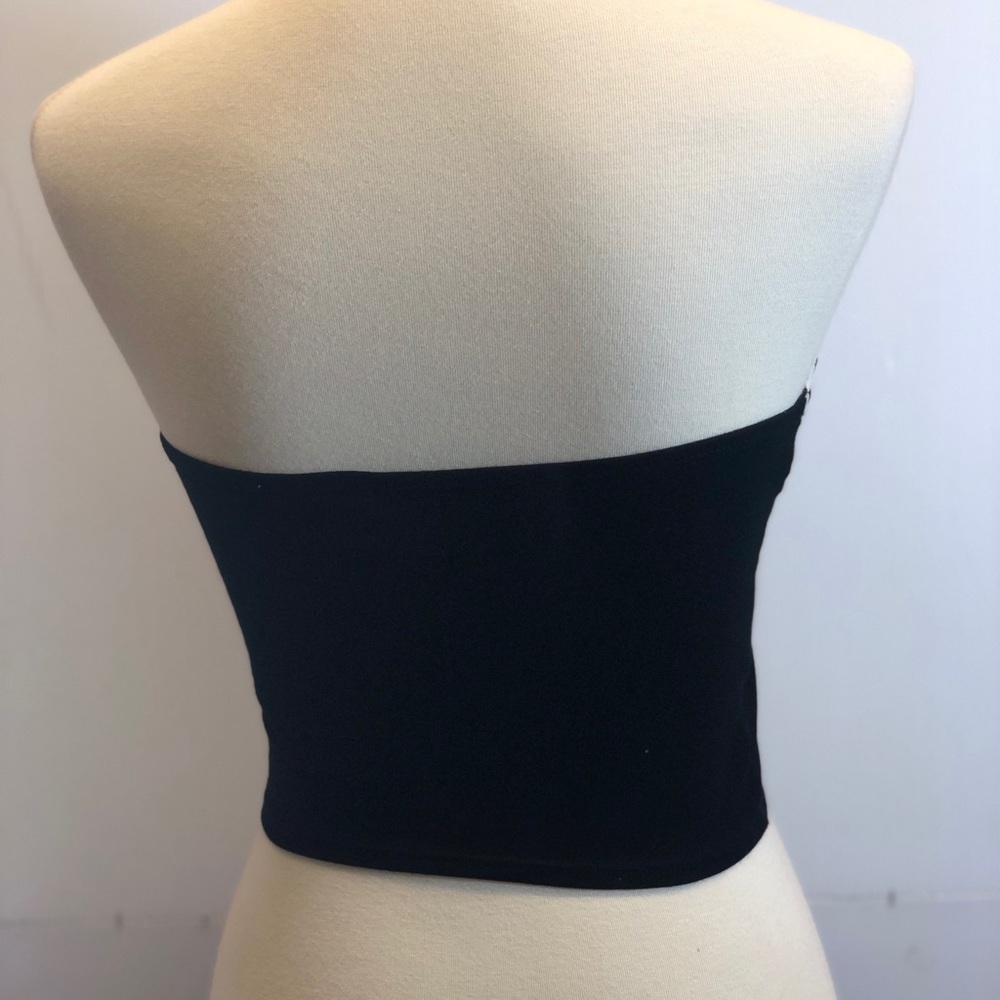 Swell Daisy Do Cropped Daisy Top Black - Picture 7 of 7